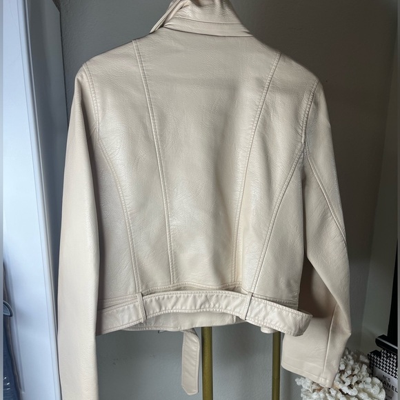 BLUSH LIGHTEST PINK VEGAN MOTORCYCLE 🏍️ JACKET - Picture 2 of 10